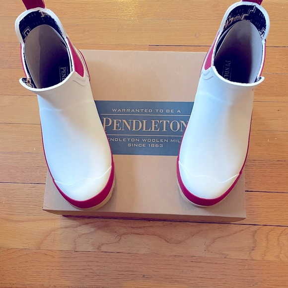 PENDLETON Heritage Chelsea II Rain Boots - Women’s Size 7 & 8 - White - New - Picture 3 of 7
